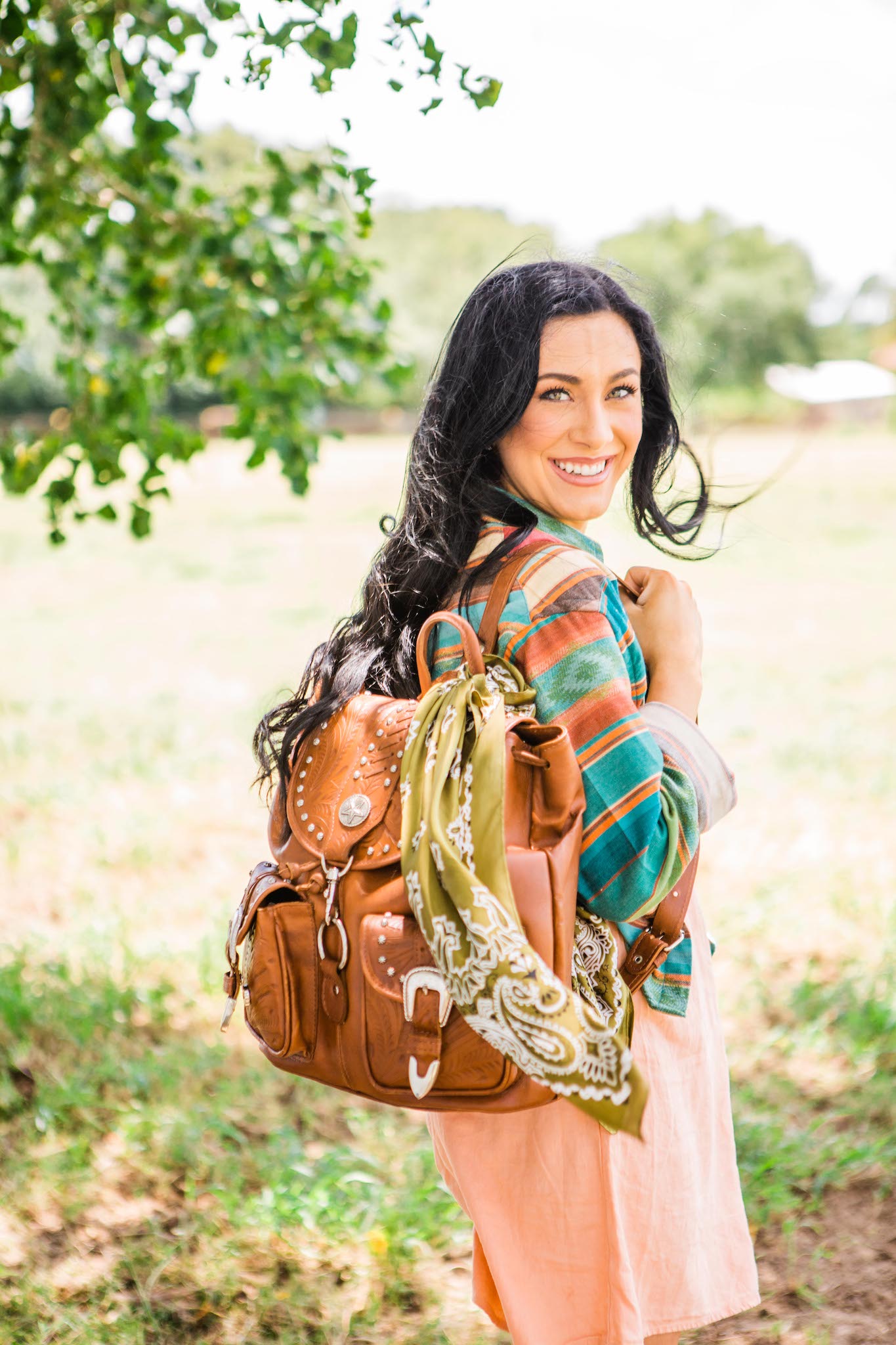 Retro Romance Classic Front Pocket Drawstring Backpack – Hand